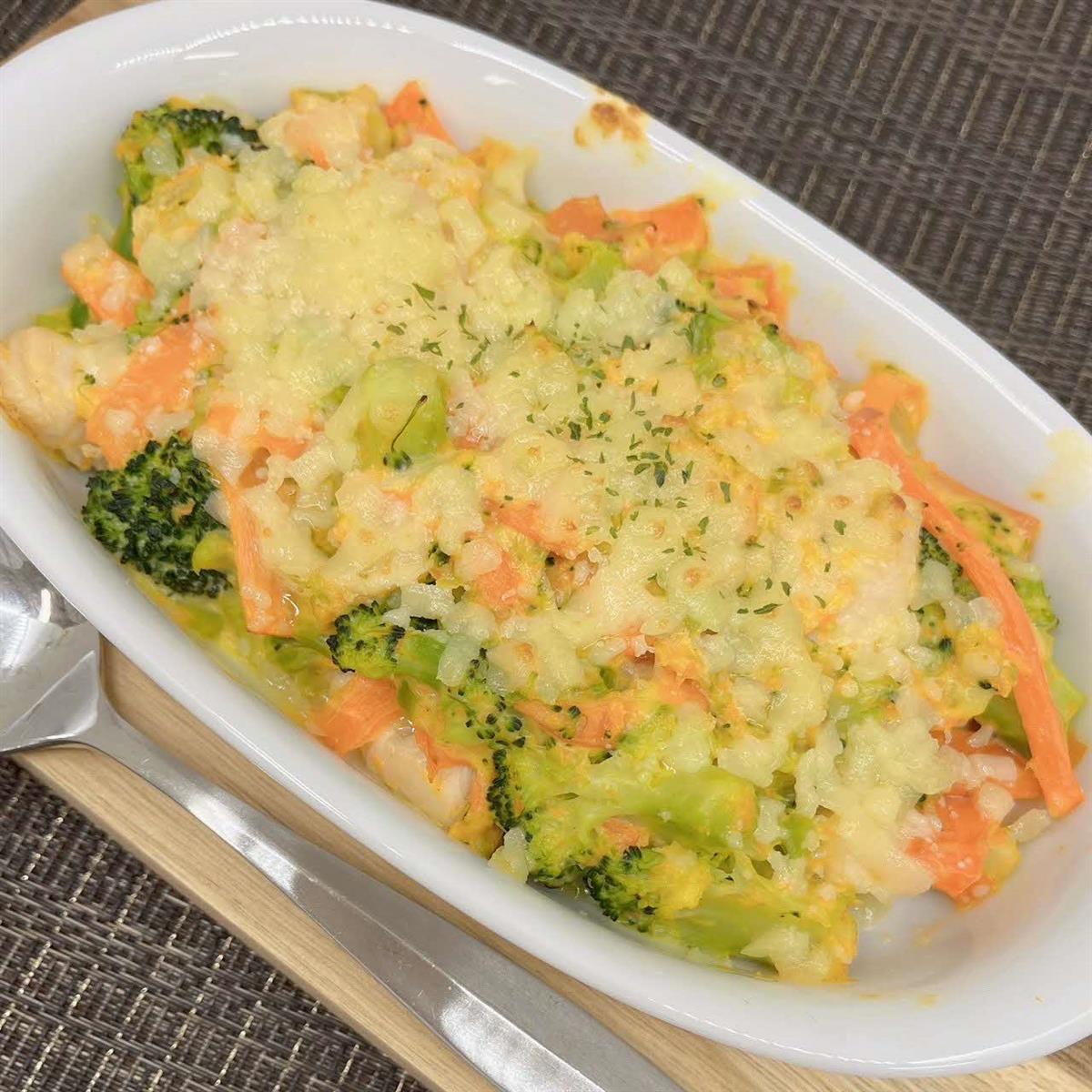 冬にぴったり！すりおろしにんじんグラタン